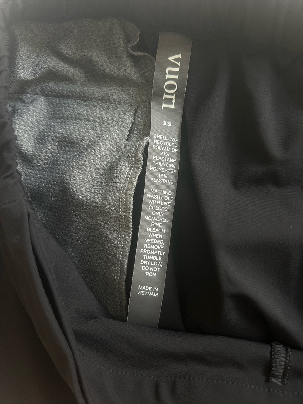Vuori Miles Sport Skort - Picture 2 of 6